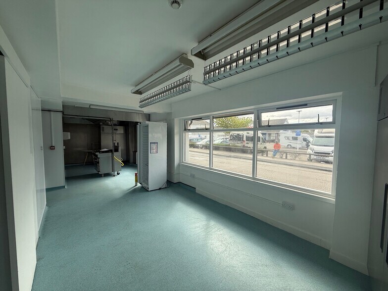 1-3 Latheron Ln, Ullapool à vendre - Photo de l’immeuble – Image 3 sur 7