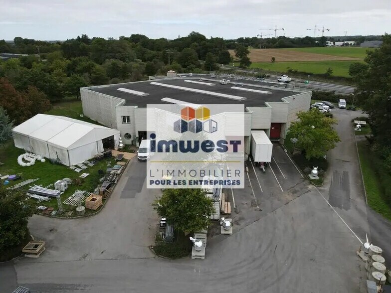 Local d'activités dans Rennes à vendre - Photo de l’immeuble – Image 3 sur 14