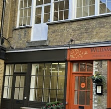 Smiths Ct, Londres à louer Photo de l’immeuble– Image 1 sur 2