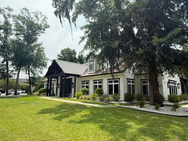 109 Bryan Woods Rd, Savannah, GA à louer - Photo de l’immeuble – Image 1 sur 25