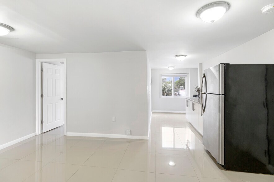 268 NW 34th St, Miami, FL à vendre - Photo de l’immeuble – Image 3 sur 92