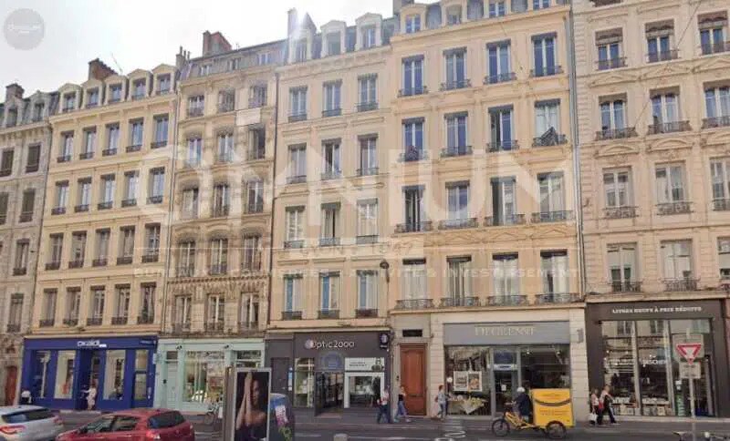 Bureau dans Lyon à louer - Photo de l’immeuble – Image 1 sur 2