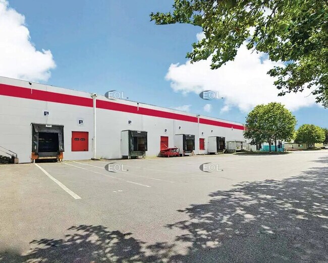 Plus de détails pour Industriel/Logistique à louer