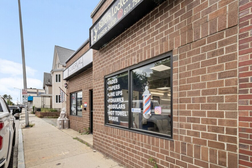 84 Eastern Ave, Malden, MA à louer - Photo de l’immeuble – Image 3 sur 9