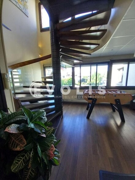 80 Rue Pierre Sémard, Châtillon à louer - Photo intérieure – Image 2 sur 9