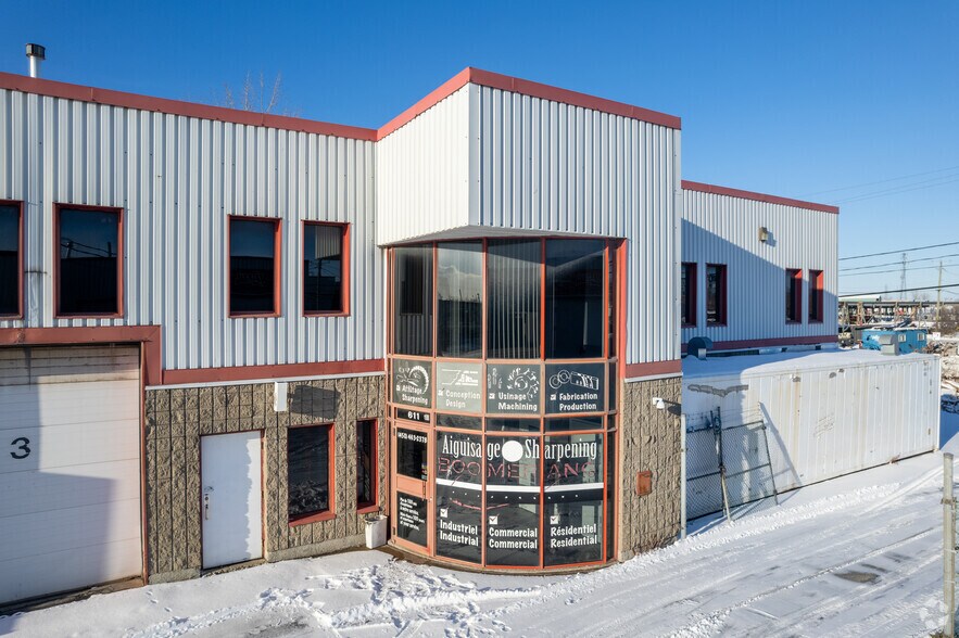 605 Boul Guimond, Longueuil, QC à vendre - Photo de l’immeuble – Image 3 sur 5