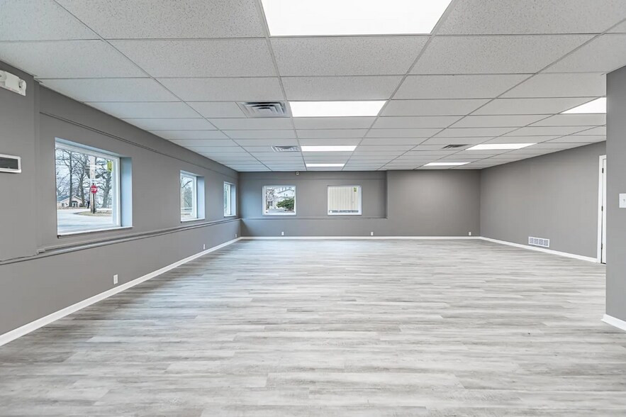 13501 Morse St, Cedar Lake, IN à louer - Photo intérieure – Image 2 sur 14