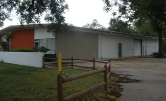 Plus de détails pour 1320 E 58th St, Tulsa, OK - Local d'activités à louer