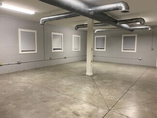 Plus de détails pour 2035 Manchester St NE, Atlanta, GA - Bureau à louer