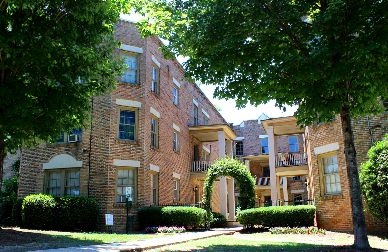 1248 22nd St S, Birmingham, AL à vendre Photo principale– Image 1 sur 20
