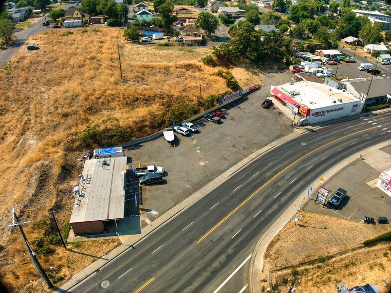 2414 Main St, Lewiston, ID à vendre - Photo principale – Image 1 sur 33