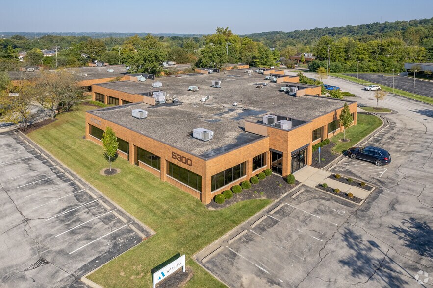 5300 Dupont Cir, Milford, OH à louer - Aérien – Image 2 sur 4