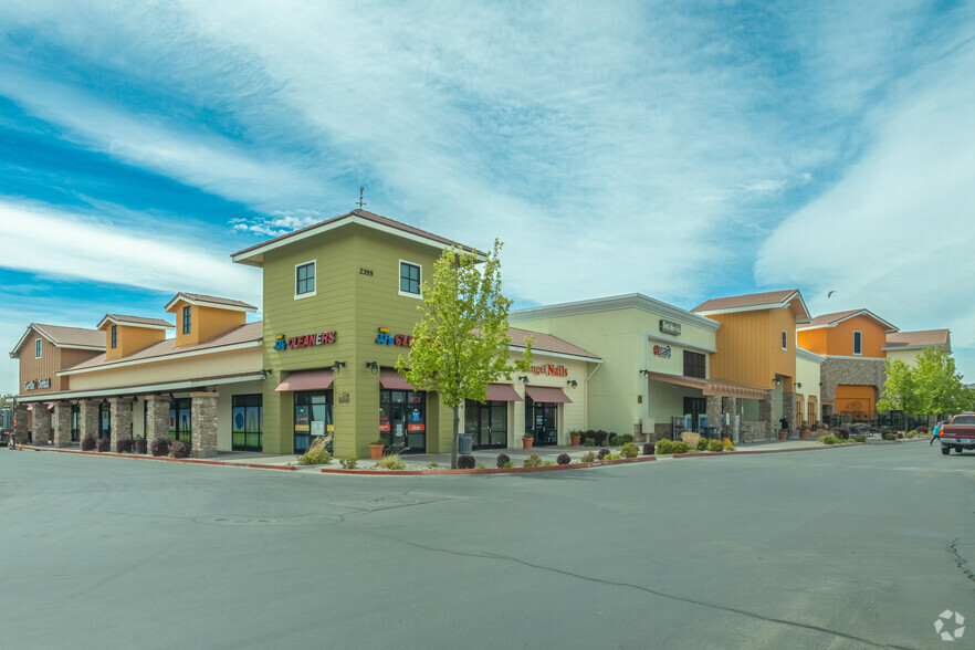 Vista Blvd, Sparks, NV à louer - Photo de l’immeuble – Image 2 sur 11