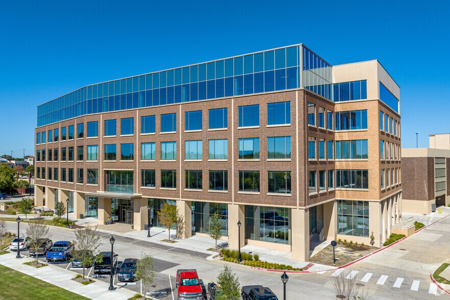601 State St, Southlake, TX à louer - Photo de l’immeuble – Image 2 sur 14
