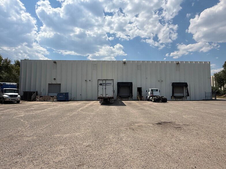 4950 Oak St, Wheat Ridge, CO à louer - Photo principale – Image 1 sur 3