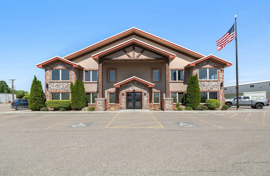 480 N State St, Shelley, ID à vendre - Photo de l’immeuble – Image 2 sur 23
