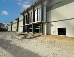 219 Wyckoff Mills Rd, East Windsor, NJ à louer Photo de la construction– Image 2 sur 7