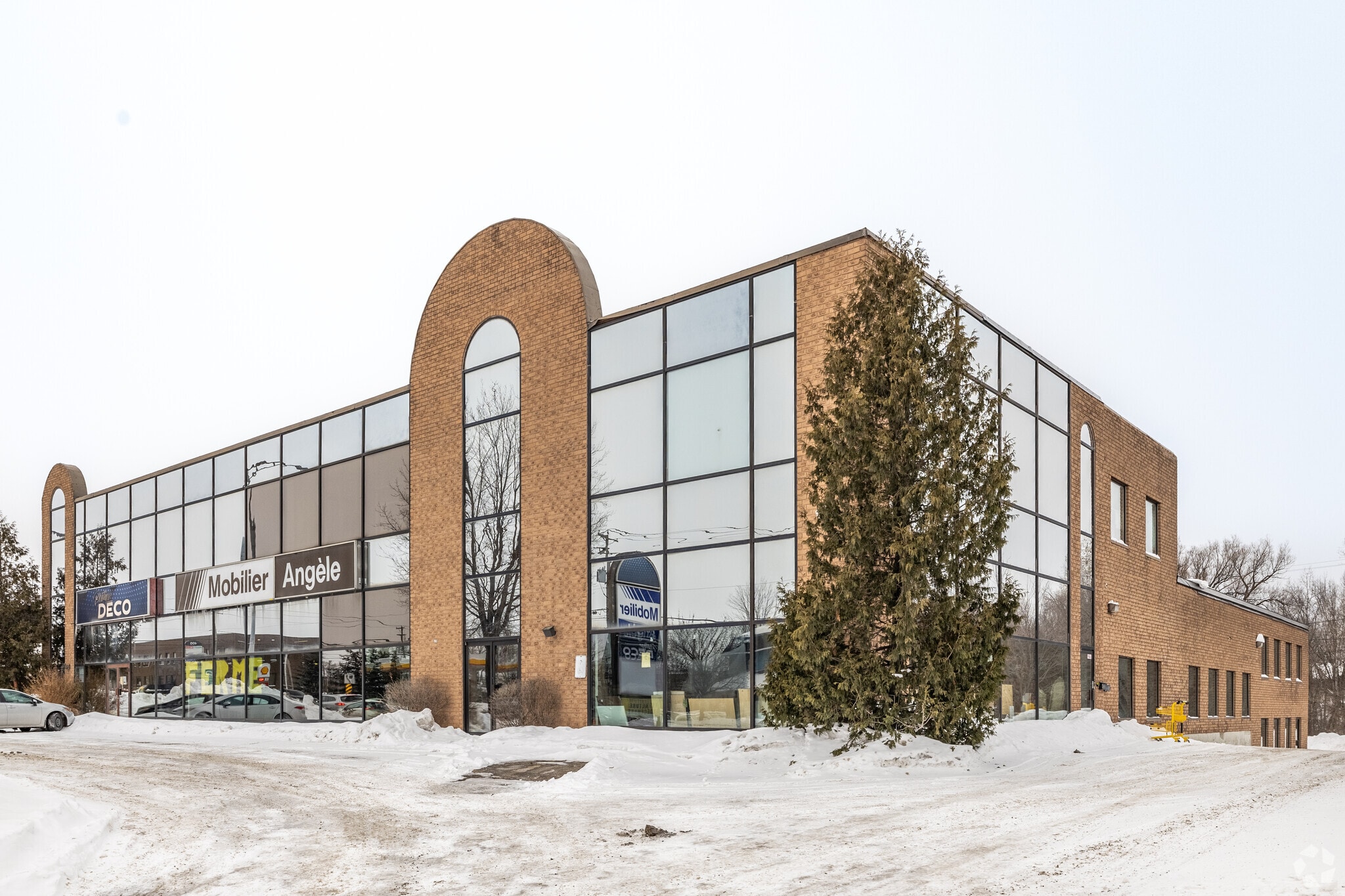 425 Boul Maloney E, Gatineau, QC à vendre Photo principale– Image 1 sur 3