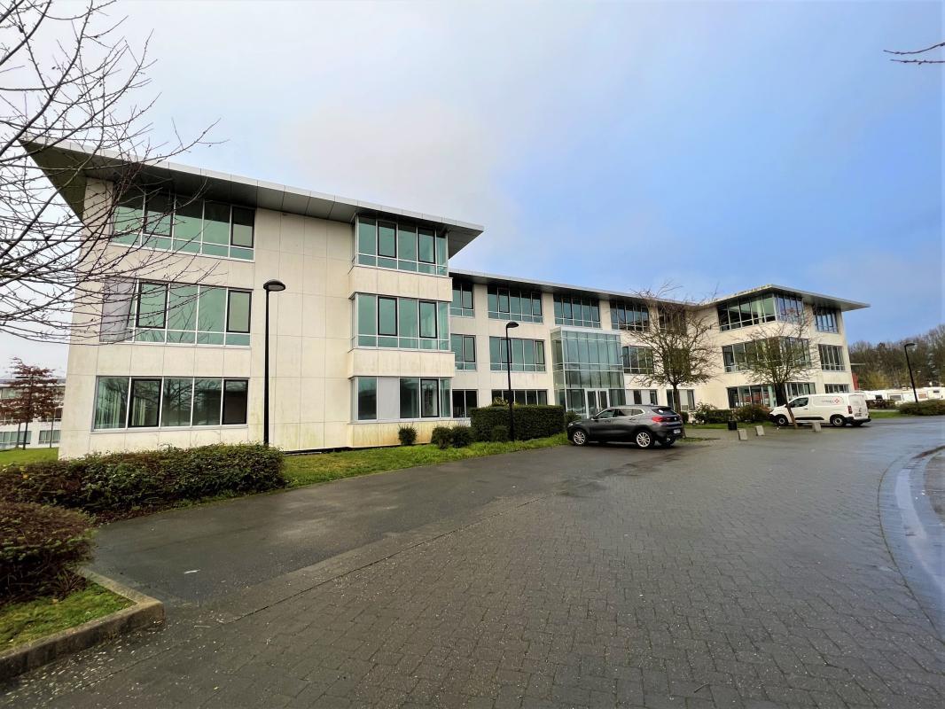 2 Rue René Caudron, Voisins-le-Bretonneux à vendre Photo de l’immeuble– Image 1 sur 14