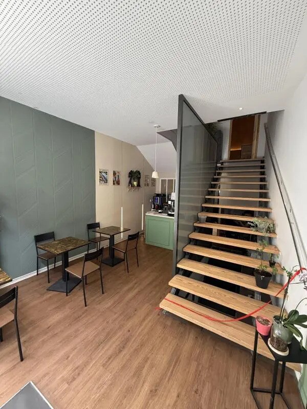 Plus de détails pour Local commercial à louer