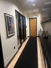 744 N Wells St, Chicago, IL à louer Photo intérieure– Image 1 sur 6