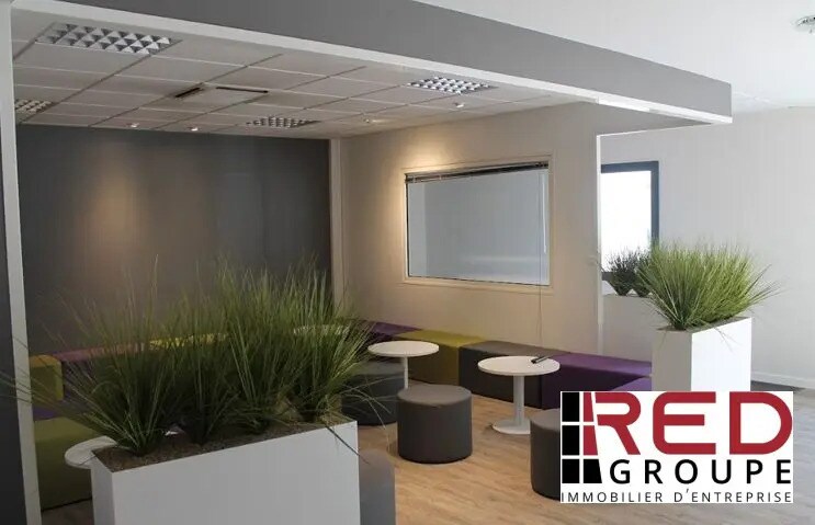 Industriel/Logistique dans Châteauneuf-le-Rouge à louer - Photo de l’immeuble – Image 1 sur 5