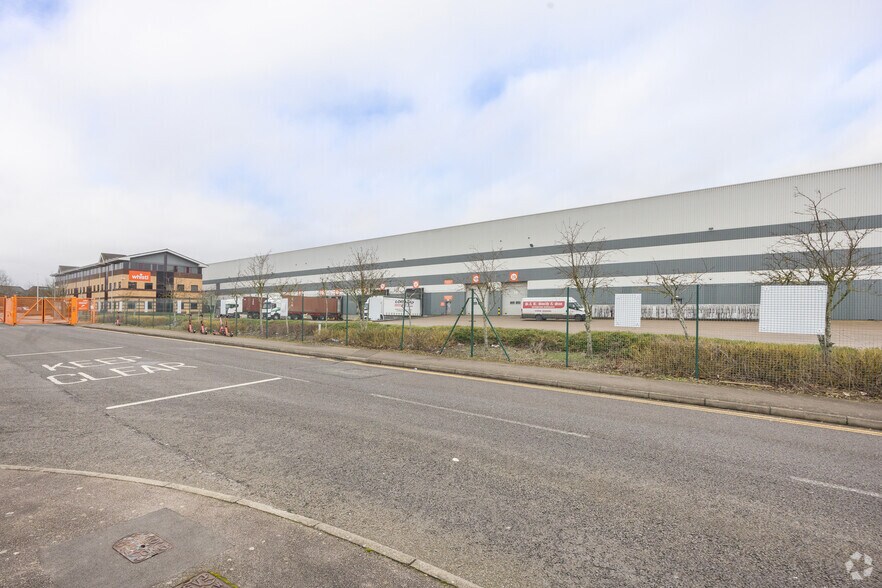 3 Express Business Park, Rushden à louer - Photo principale – Image 1 sur 16