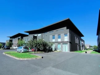 Plus de détails pour 3 Rue Charles Cordier, Ferrières-en-Brie - Bureau à vendre