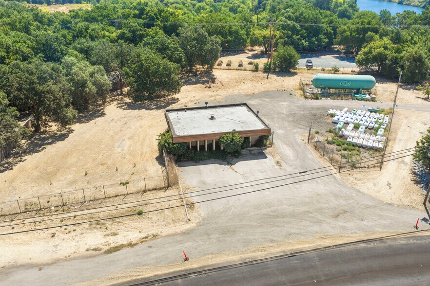 13971 River rd, Walnut Grove, CA à vendre - Photo de l’immeuble – Image 2 sur 18