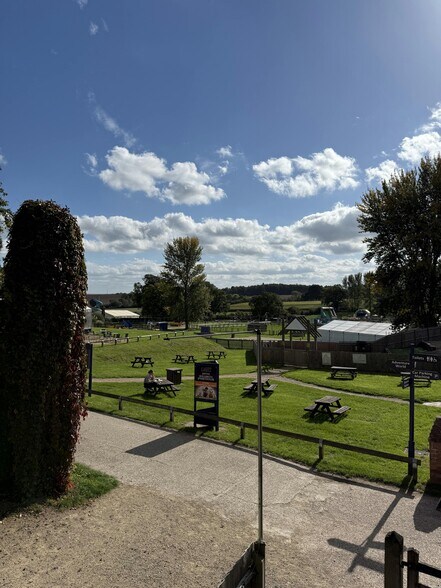 Dark Ln, Warwick à louer - Photo de l’immeuble – Image 2 sur 3