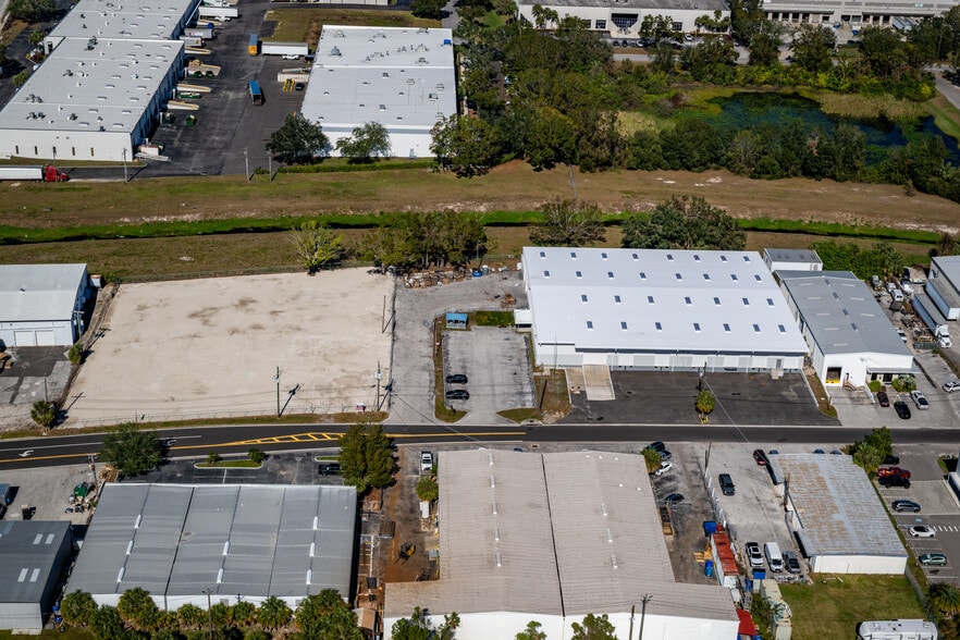 5329 W Crenshaw St, Tampa, FL à louer - Aérien – Image 2 sur 15