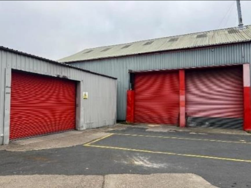 New Works Rd, Bradford à louer Photo intérieure– Image 1 sur 1