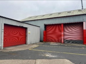 New Works Rd, Bradford à louer Photo intérieure– Image 1 sur 1