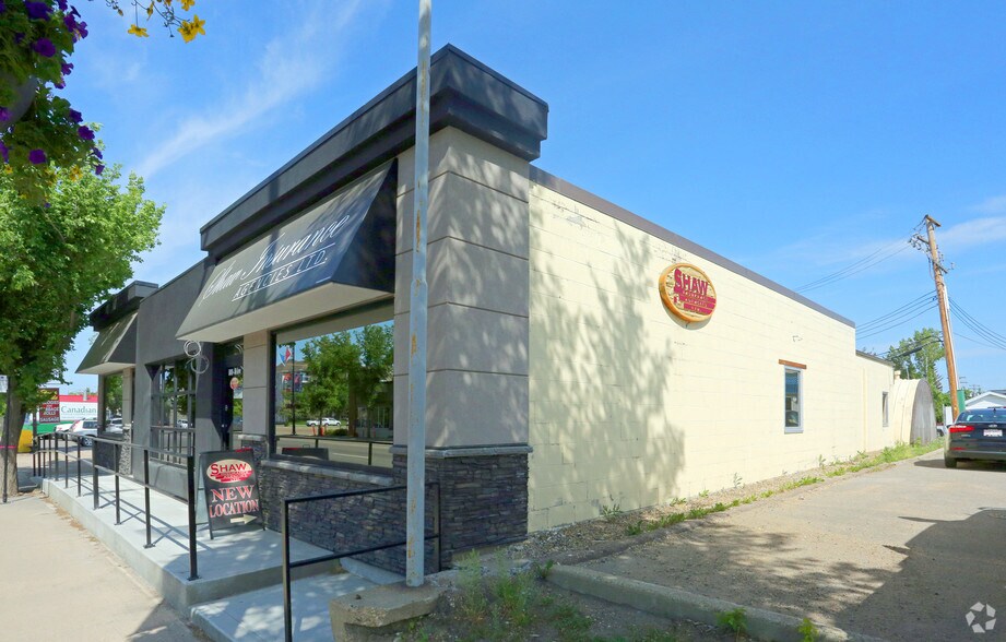 5010 50th Ave, Leduc, AB à vendre - Photo de l’immeuble – Image 2 sur 3