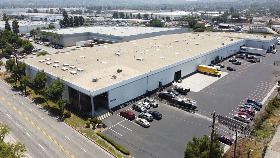 15110-15120 Don Julian Rd, City Of Industry, CA à louer - Photo de l’immeuble – Image 3 sur 6