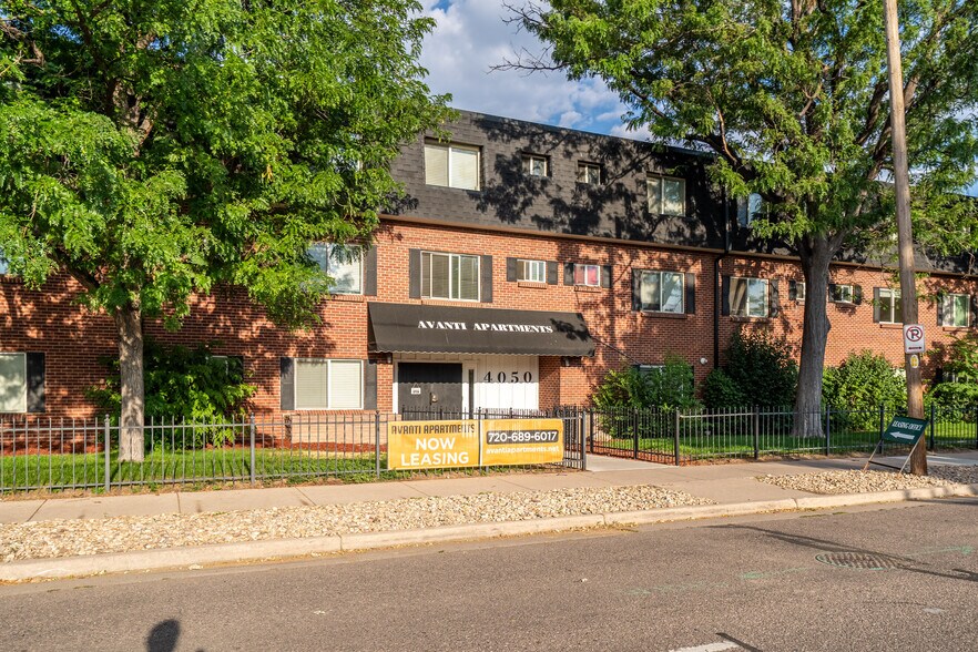 Avanti Portfolio portefeuille de 3 biens à vendre sur LoopNet.fr - Photo de l’immeuble – Image 2 sur 32