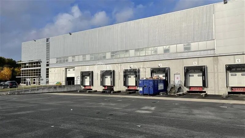Industriel/Logistique dans Combs-la-Ville à louer - Photo de l’immeuble – Image 2 sur 2