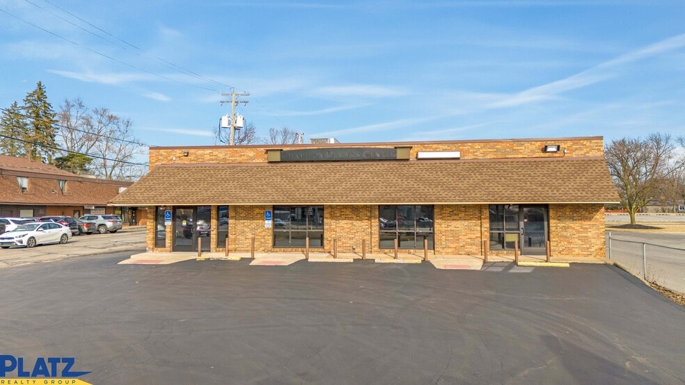 4554 Mahoning Ave, Warren, OH à louer - Photo de l’immeuble – Image 2 sur 11