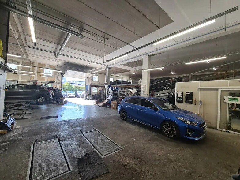 Local commercial dans Nice à louer - Photo de l’immeuble – Image 1 sur 9