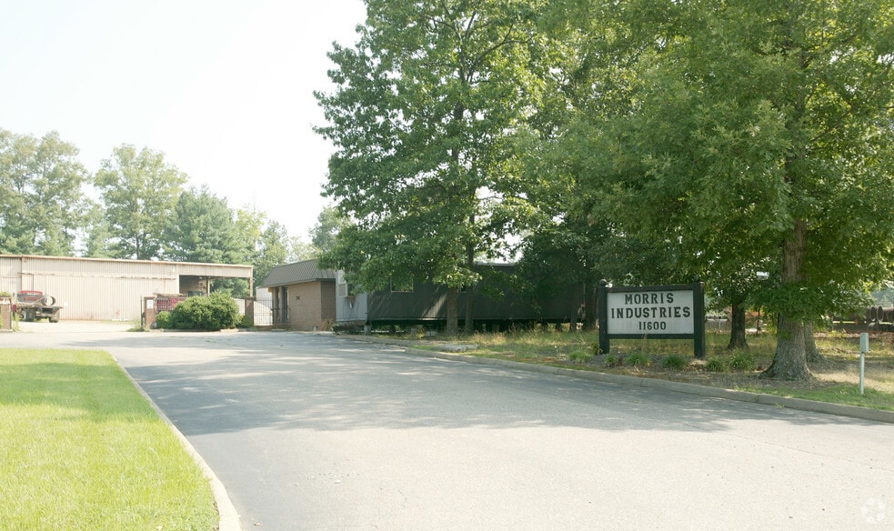 11600 Grove Park Ct, Midlothian, VA à louer - Photo de l’immeuble – Image 2 sur 2