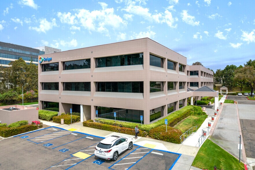 12395 El Camino Real, San Diego, CA à louer - Photo principale – Image 1 sur 5