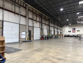 7566 Morris Ct, Allentown, PA à louer Photo intérieure– Image 1 sur 2