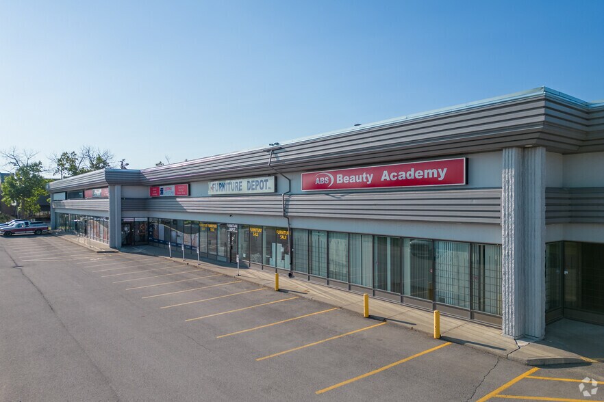 1825 32nd Ave NE, Calgary, AB à louer - Photo principale – Image 1 sur 6