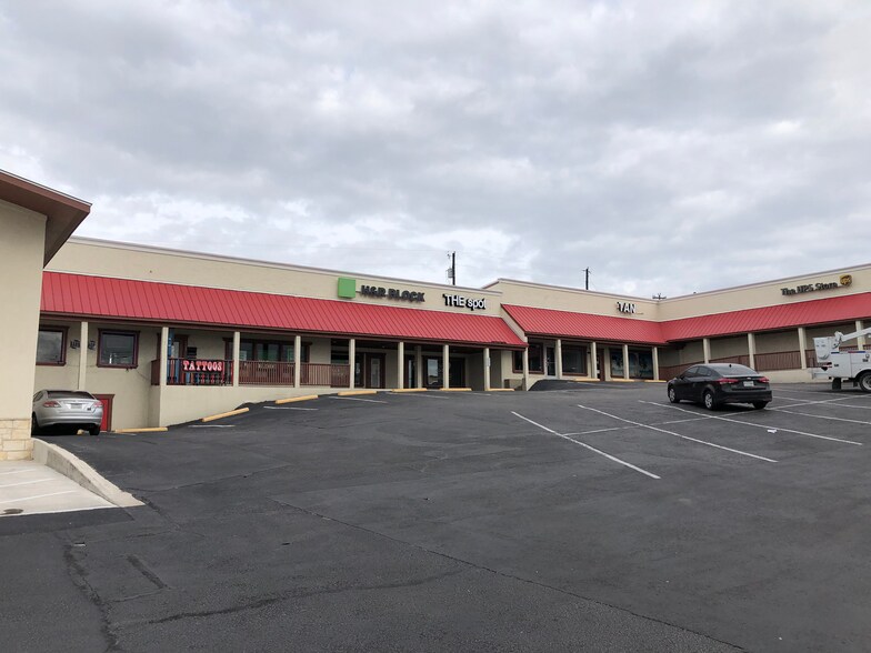 1101-1123 FM 1431 W, Marble Falls, TX à louer - Photo de l’immeuble – Image 3 sur 5
