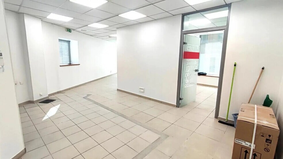 Bureau dans Nice à louer - Photo de l’immeuble – Image 3 sur 5