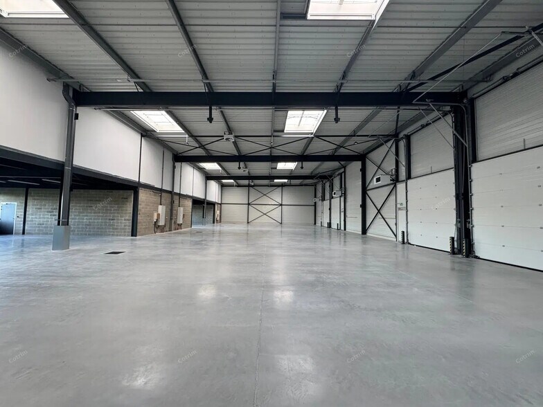 Industriel/Logistique dans Reims à louer - Photo de l’immeuble – Image 1 sur 6