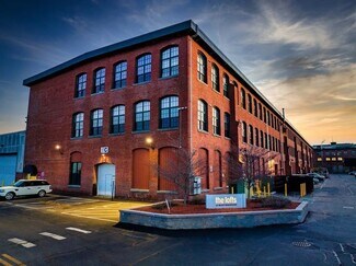 Plus de détails pour 1 Westinghouse Plz, Hyde Park, MA - Bureau/Local commercial à louer