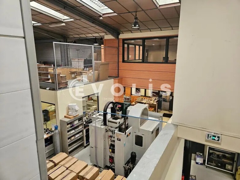 Local d'activités dans Palaiseau à vendre - Photo intérieure – Image 2 sur 10