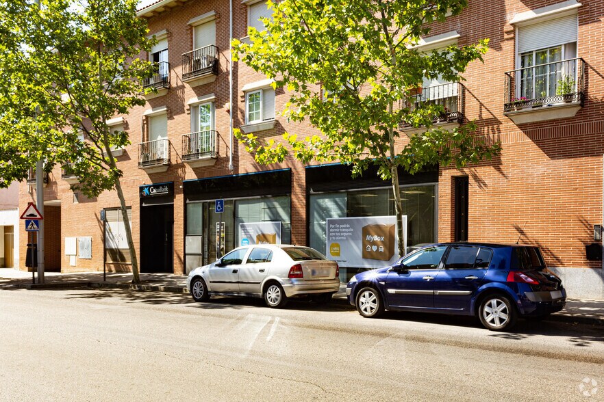 Local commercial dans Navalcarnero, Madrid à louer - Photo de l’immeuble – Image 2 sur 6