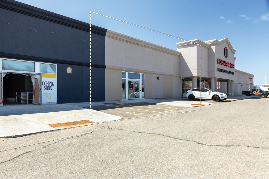 1501 Innes Rd, Ottawa, ON à louer Photo de l’immeuble– Image 1 sur 11